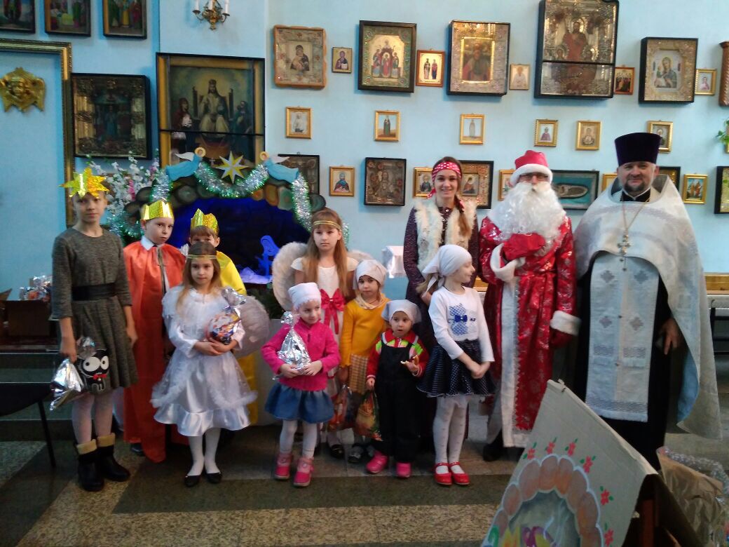 Рождественское представление учащихся воскресной школы Свято-Покровского храма
