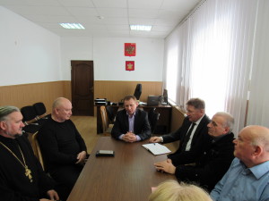 pervoe-zasedanie-obshhestvennogo-soveta-sozyva-2016-2019-godov-4