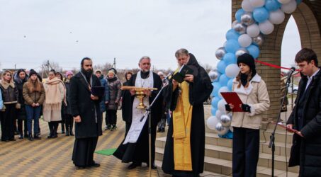 Правящий архиерей Тихорецкой епархии освятил православный духовно-просветительский центр на территории Покровского храма в селе Белая Глина