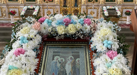 Епископ Стефан возглавил Литургию в праздник Сретения Господня